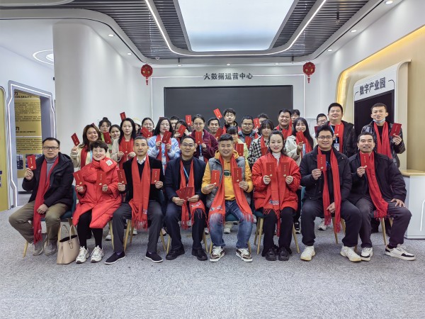 新程環境以嶄新的面貌迎來了開工的第一天！恭祝大家開工大吉，平安健康！
